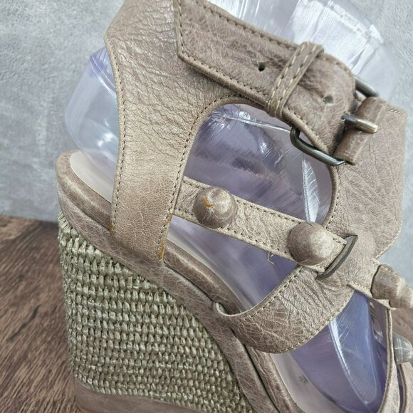 Balenciaga Arena Espadrille Wedges Sandals 10 Taupe Grey Studded Leather Raffia - Picture 7 of 16